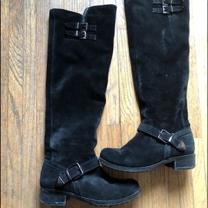 Women’s suede boots .